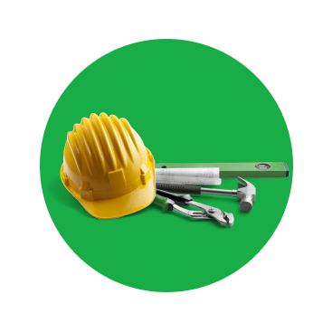 capacete amarelo e ferramentas
